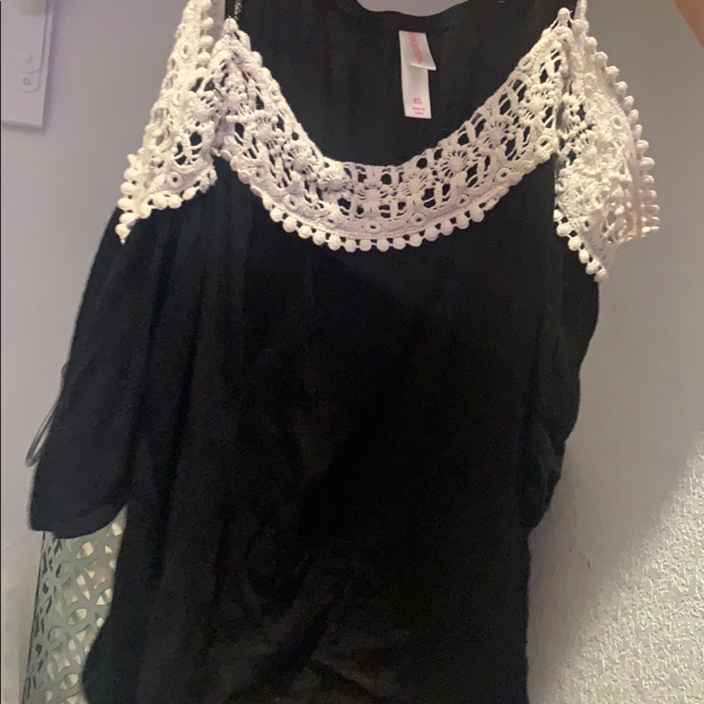 off the shoulder crop top with lace